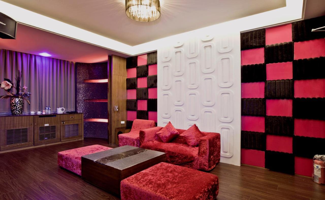 Gold Sand Motel Shulin Exterior foto